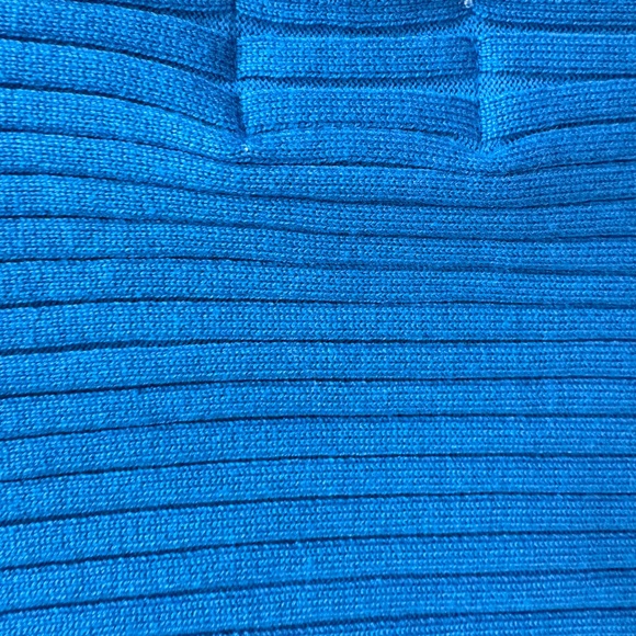 Pink Rose Blue Wide Sleeve Cropped Sweater - Picture 5 of 5